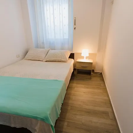 Apartment Anaval Mamaia Nord